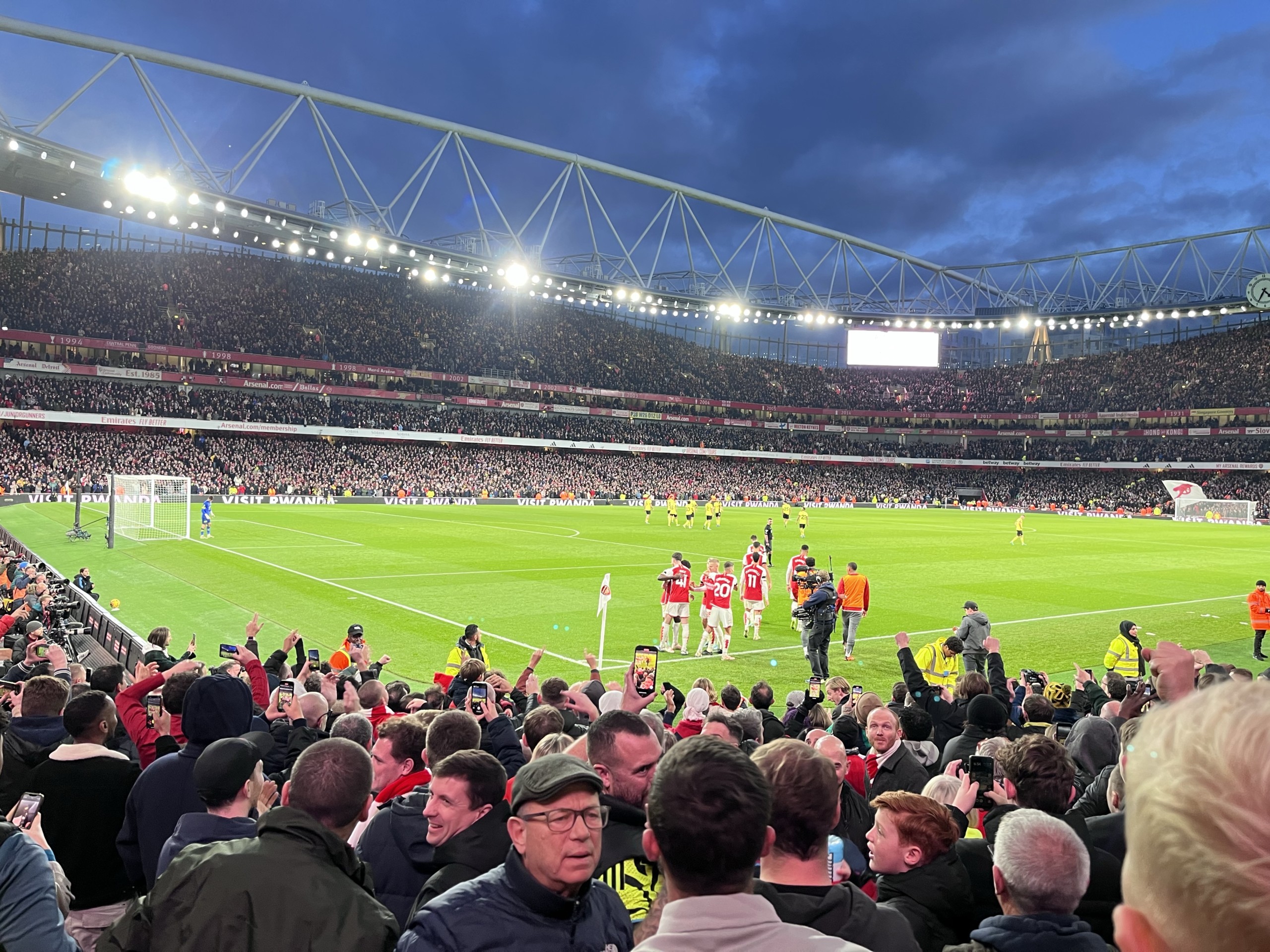 Arsenal stadium sales jacket green